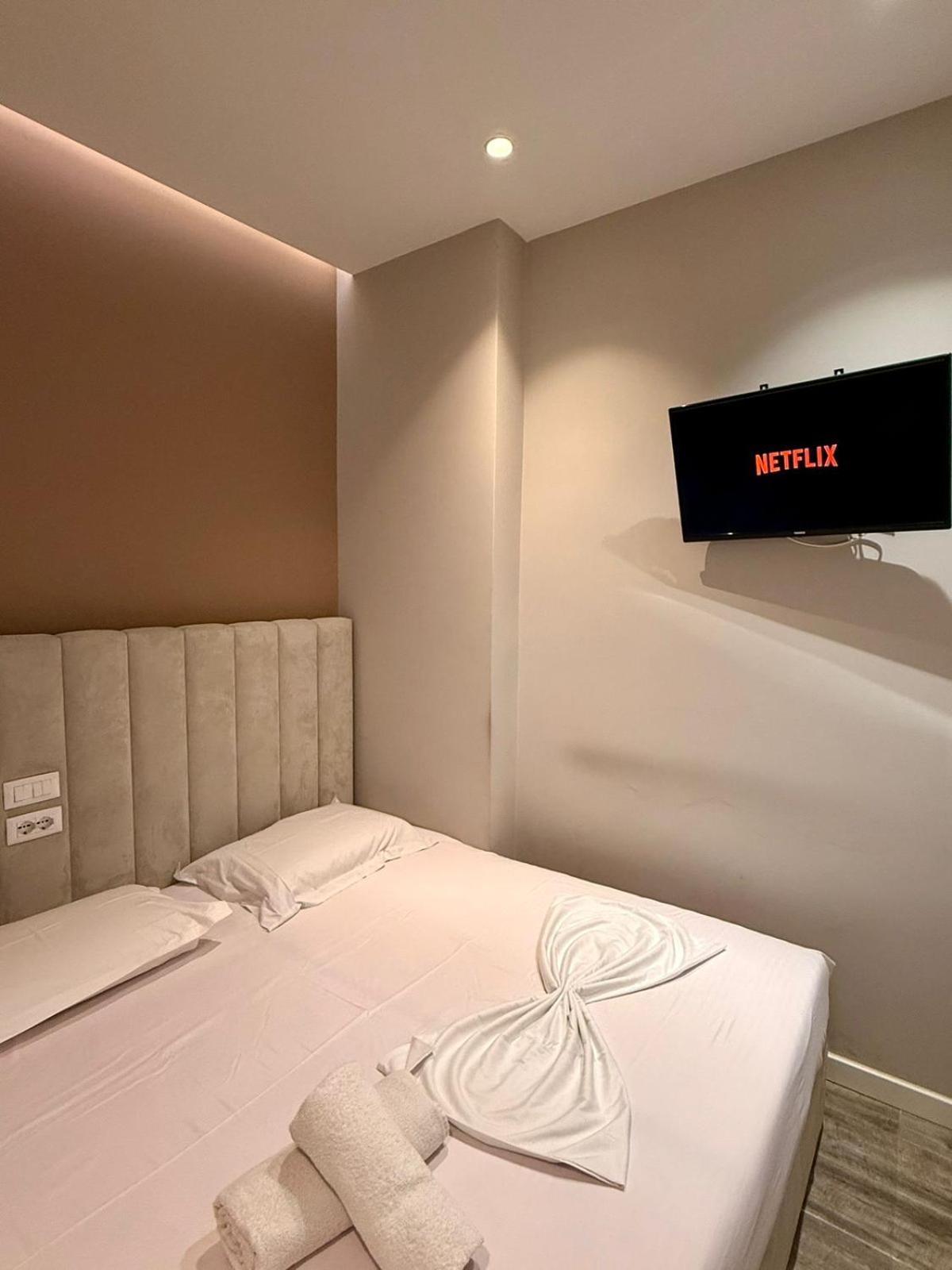 Nest&Rest Apartments Tirana Buitenkant foto
