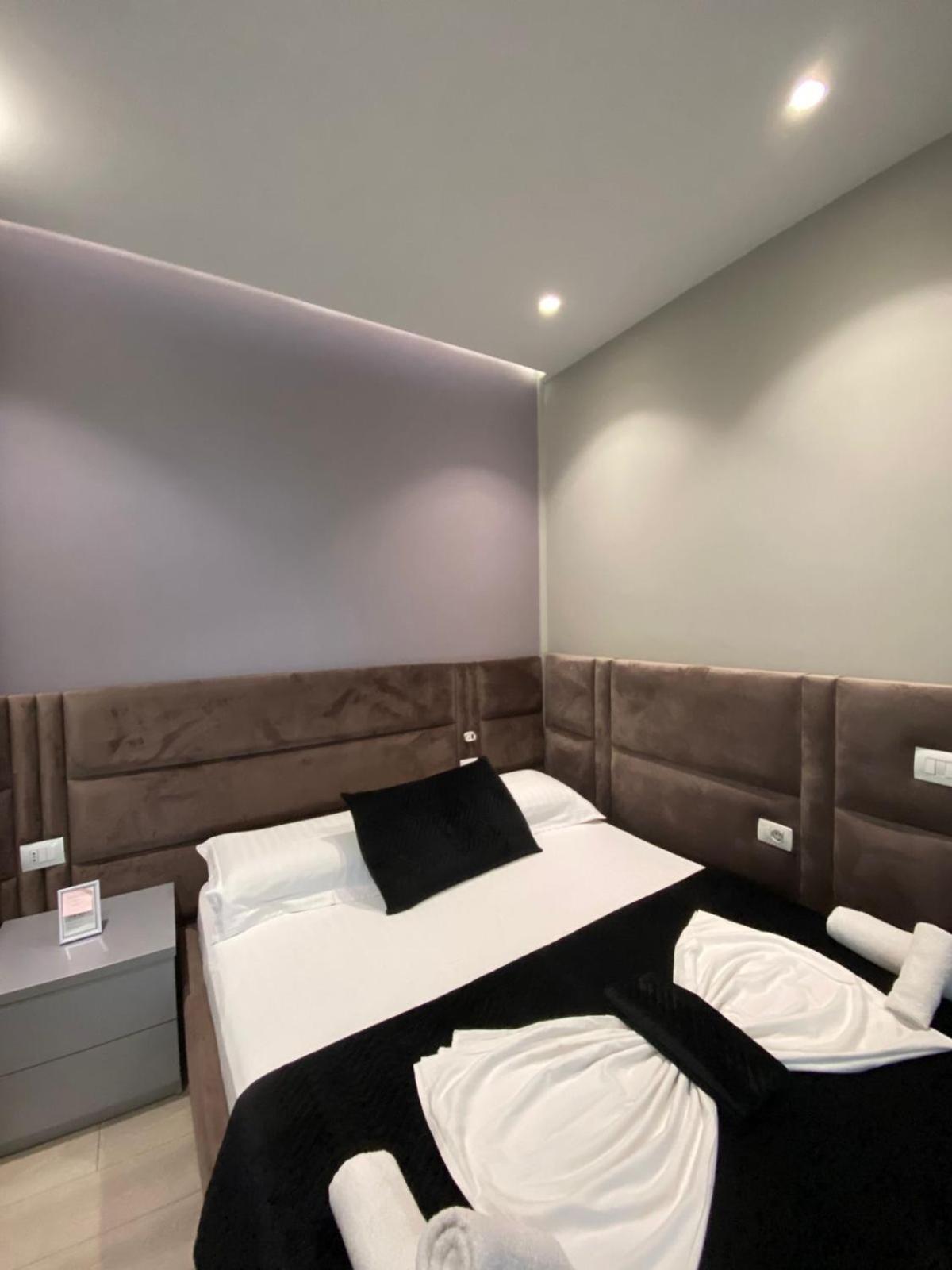 Nest&Rest Apartments Tirana Buitenkant foto